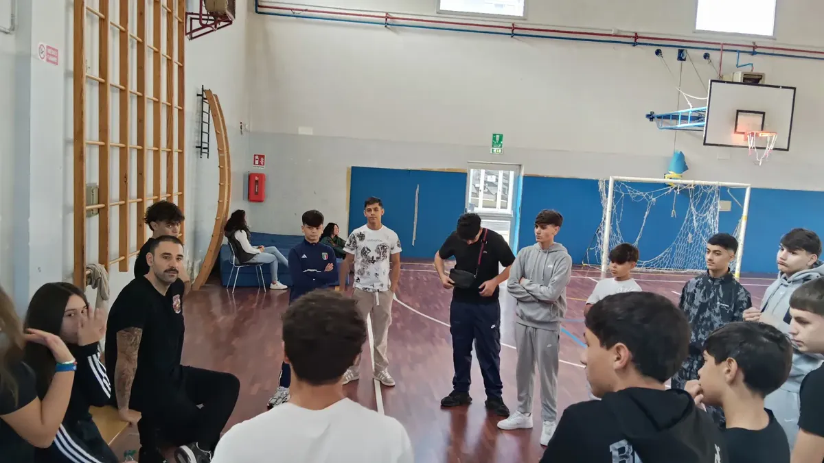 LAB boxe educativa della classe 1A con Pugilistica Abruzzo